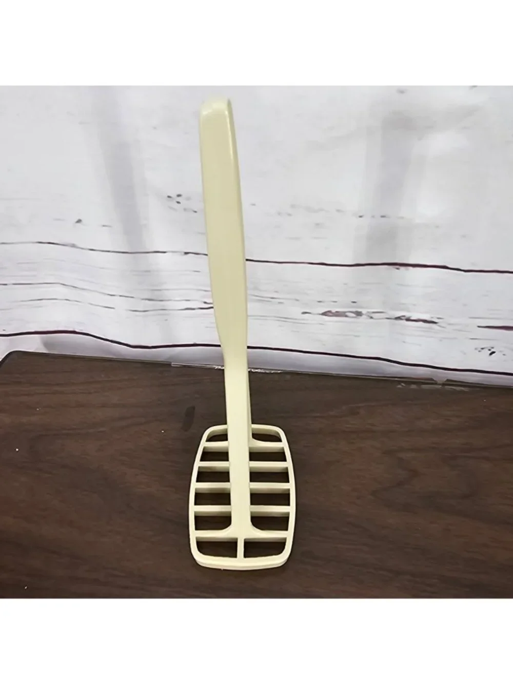 Foley Beige Plastic Potato Masher With Grid Design For Smooth & Easy Mashing